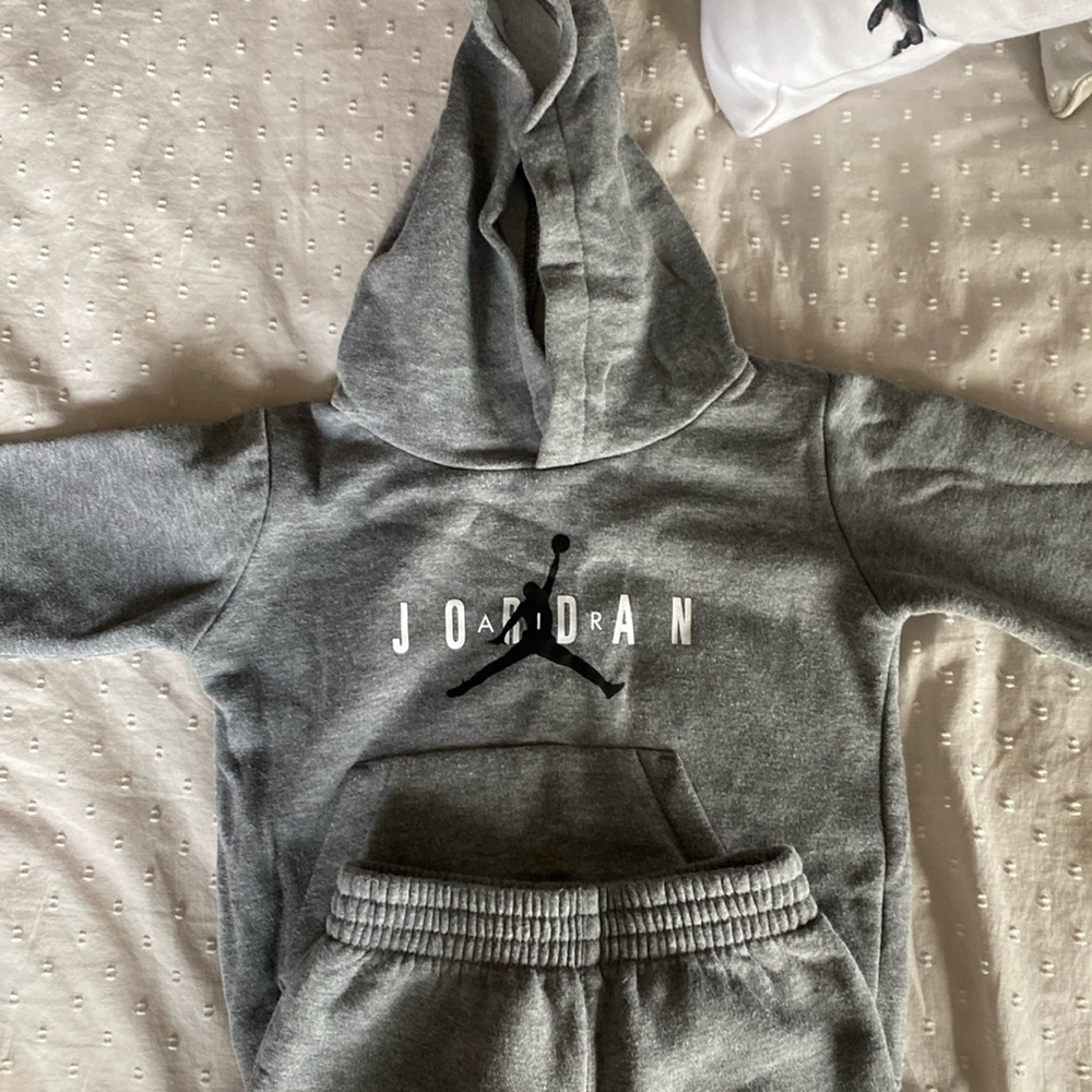 Jordan Toddler sweatsuit